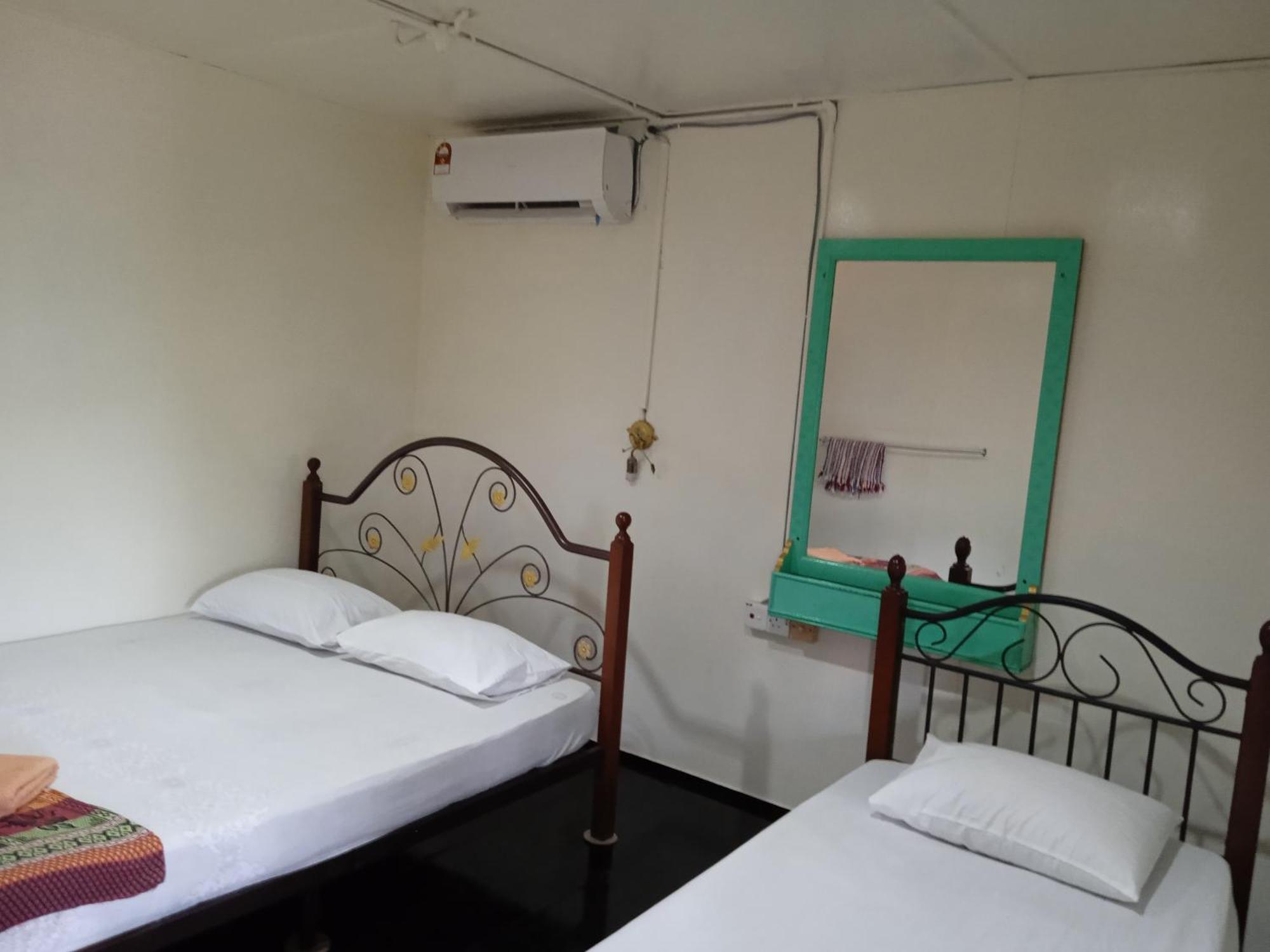 Nazri Nipah Camp Pangkor Hotel กัมปุง ตาลุค นิปาห์ ห้อง รูปภาพ